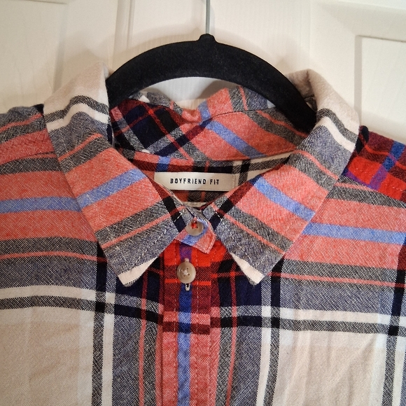 ​AE Boyfriend Fit XL Viscose Red Plaid Flannel - Picture 9 of 13